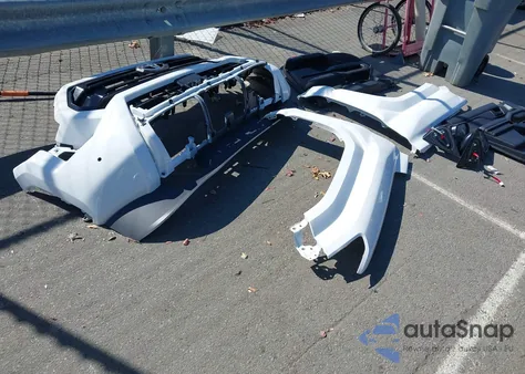 2025 Toyota Tacoma Sr 2Wd z USA, uszkodzony, nr VIN 3TYKD5HN1ST026279